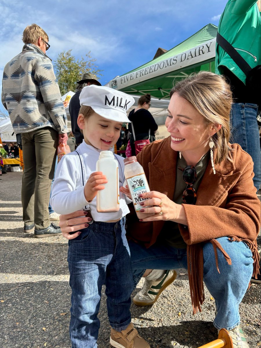kmcsween's tweet image. Running a dairy, processing and selling direct is hard work, but the community it creates is amazing. I do love what I do and feel good about what I’m doing. That means the world to me. Here’s one of my customers who loves our milk so much he decided to dress up as the milkman…
