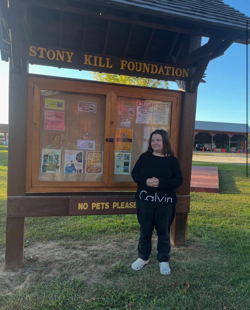 GreystonePrgrms's tweet image. There’s nothing like a fall day outside at Stony Kill Foundation! The changing leaves made the trails even more beautiful with colorful scenery, and plenty of time outdoors exploring the fields and meeting the animals.

#greystoneprograms