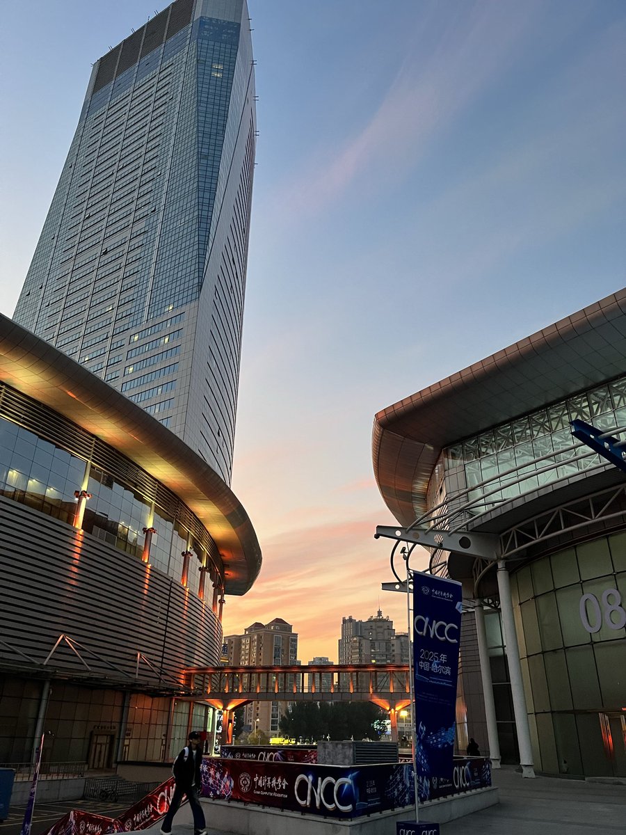 有有有有有川 tweet media