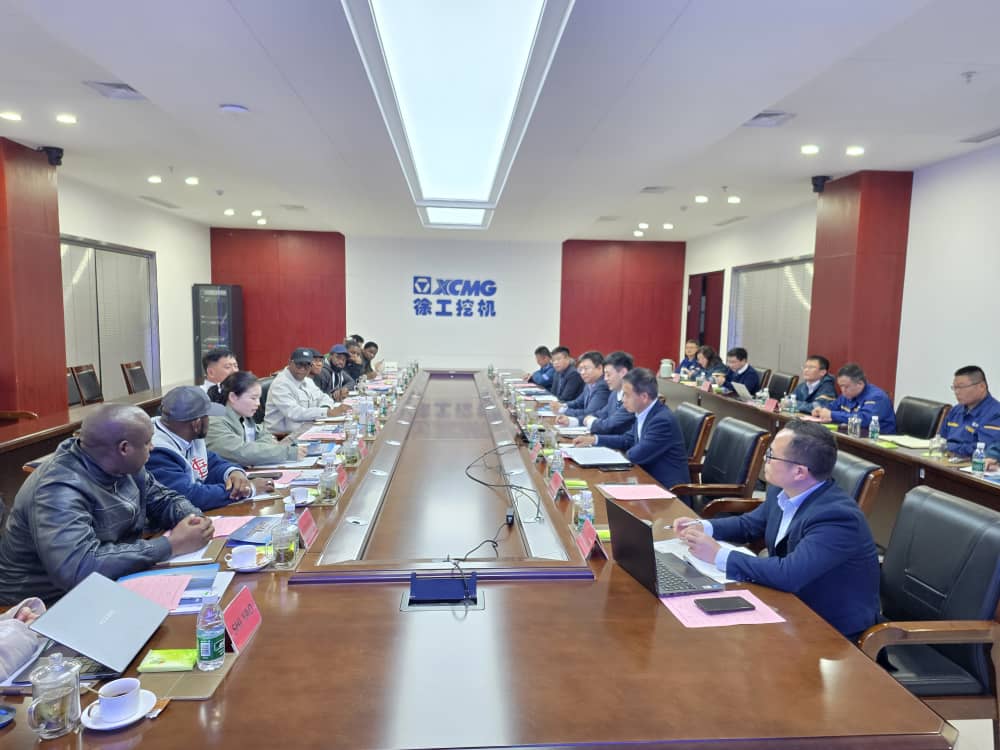 In Xuzhou, with Minister of State for Works,  Barr. Bello Goronyo, we engaged XCMG on equipment innovation, capacity building &amp; pilot projects for FERMA.
We also toured their advanced road construction facilities.
#RenewedFERMA #RenewedHope #NigeriaChinaPartnership