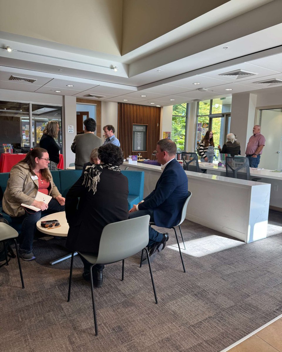 We loved the Family Weekend Social Hour on Friday. "It was so fun to engage with students and parents as we showcase the offerings in the College of Humanities," said Karen Marsh, Director of Student Success and Engagement. "We love our students!"