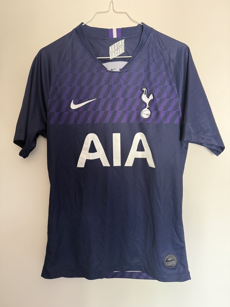 <a href="/shirt_x/">The Shirt X-change</a> All £10 each plus postage 

Hummel reissue is medium
Under Armour and Nike both small

All excellent condition