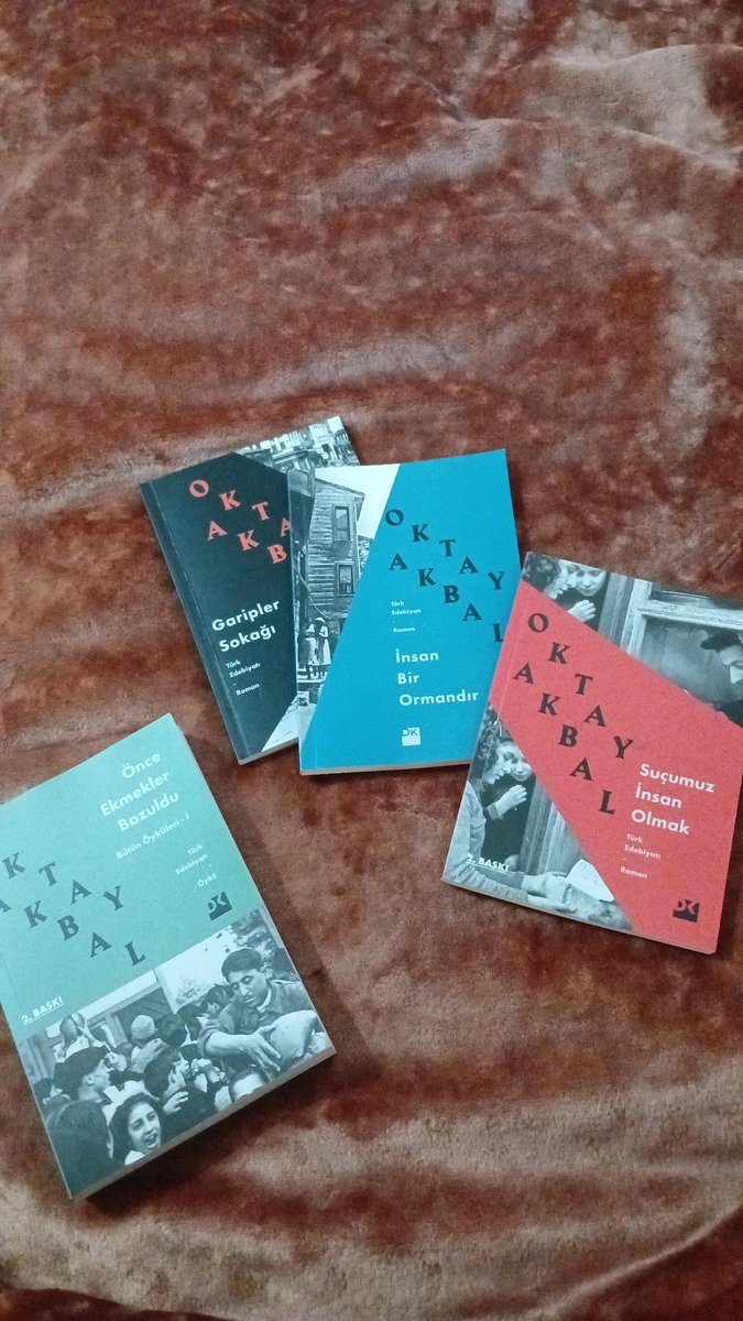 Oktay Akbal kalemi diye bir şey var bazıları çok geç kalıyor onlar için çok üzgünüm. Lütfen okuyunnn