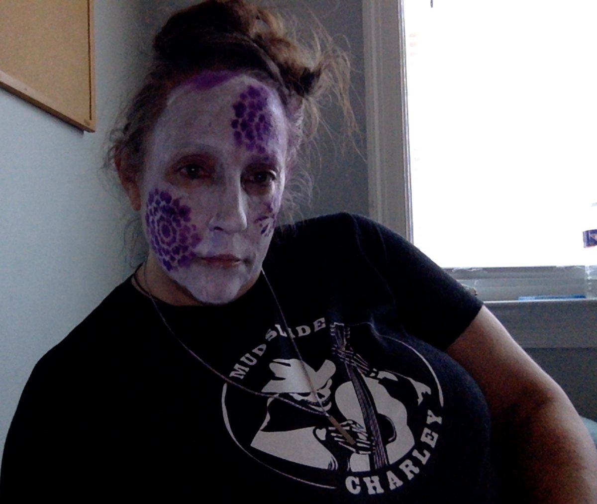 SlBoekbinder's tweet image. PART 2
I watched #tutorials on @youtube
where they use lace
and I thought,
"Why not #stencils ?"