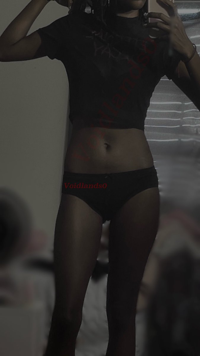 voidlands0's tweet photo. Updated #edtwt intro 🕸️ Looking for moots!! ♱

⟢ Void (They/Them, afab)
⟢ Queer 🦇
⟢ 25yrs old, blk ~edtwt (ednos)
⟢ NO MINORS - I will block you
⟢ Height: 5’5 • 165cm 🩸
⟢ Sw 180lbs/81kg, Cw 105lbs/47kg, Gw 100lbs/45kg, Ugw 85lbs/38kg
🕷️
#blkedtwt #edtw #thinspo https://t.co/XlPn48E8zE