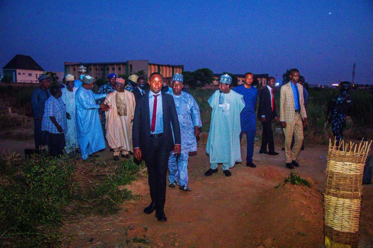 Inna Lillahi Wa Inna Ilaihi Raji’un!

Yesterday, I was at the Gyadi-Gyadi Cemetery in Kano for the Janazah of one of the wives of my aide, Baban Iya.