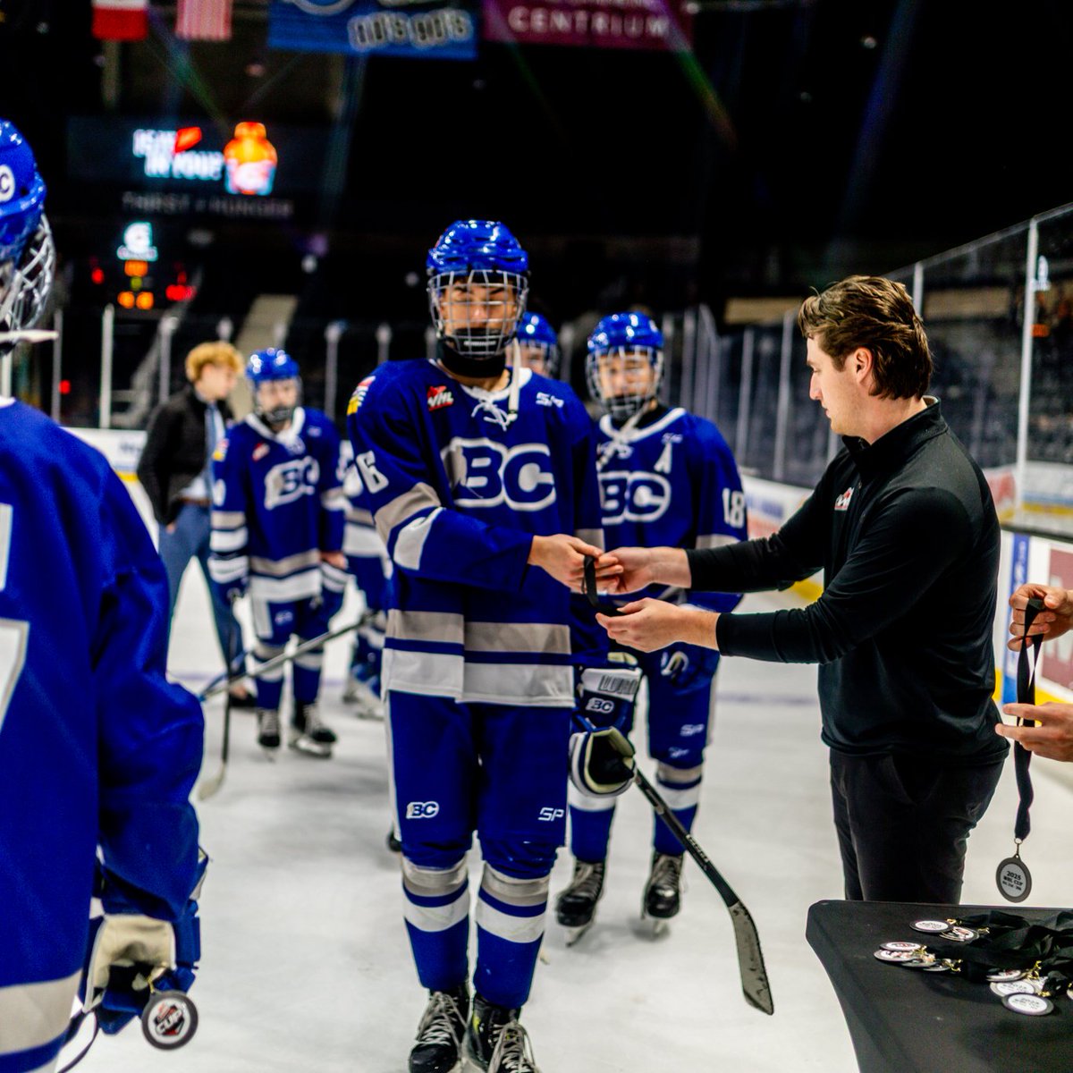 WHLGiants's tweet photo. The Giants would also like to congratulate prospects Louis-Oscar Holowaychuk, Tony Cabelka & Ethan Mah for winning silver with @BCHockey_Source at the #WHLCup!
Holowaychuk wore the 'C' & co-led B.C. in scoring with 6 points (1G-5A)! https://t.co/EYG9LTp5cT