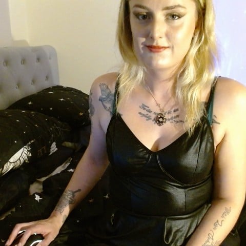 itsEmiWinters23's tweet photo. I feel this show will be special 😍 Join me now @Stripchat 👉 https://t.co/V5AhIekmWS #stripchat #stripchatlive https://t.co/lANnRGdmhb