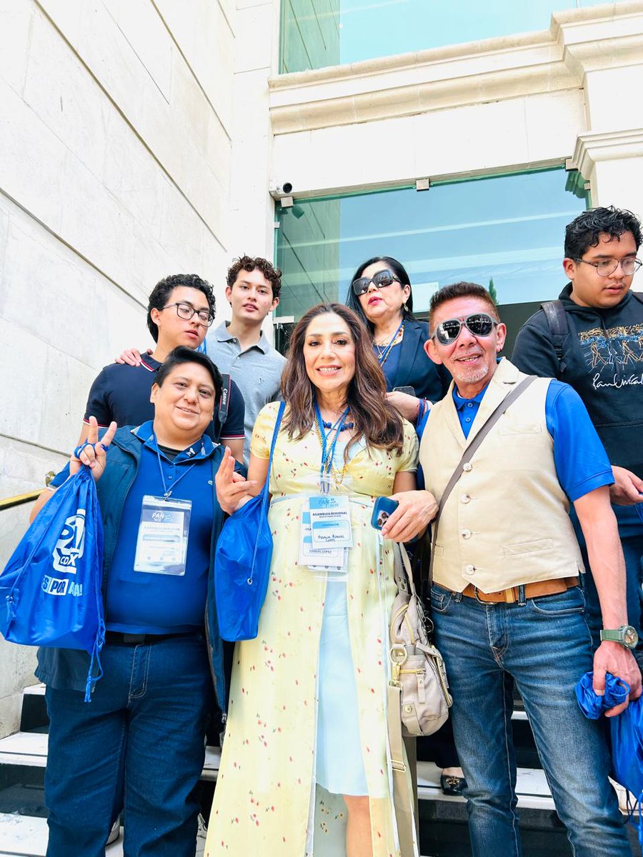 ebailonr's tweet photo. Ayer estuvimos en una fiesta democrática donde elegimos a nuestros consejeros regionales de la XXXI Asamblea Regional del @PAN_CDMX. https://t.co/XrVtGlMzJV