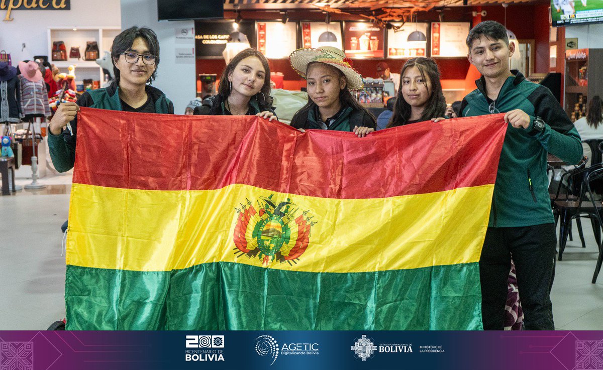 AgeticBolivia's tweet image. 🇧🇴✨ ¡Nuestros campeones de la #FirstBolivia2025 viajan rumbo a #Panamá para representar a Bolivia en el #FirstGlobalChallenge! 🤖🌎
Orgullo, talento y pasión por la #tecnología 💪
¡Vamos con todo! 🚀
#AGETIC #DigitalizandoBolivia