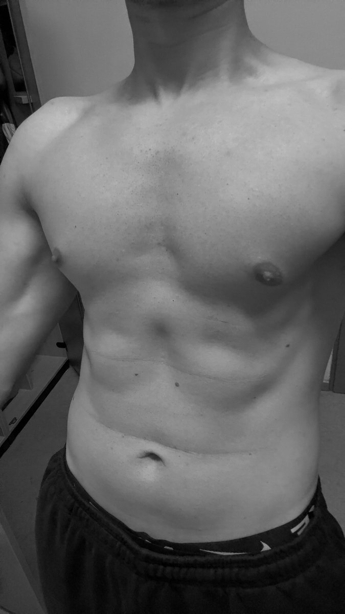 MoneyMasterDave's tweet photo. Welcher Nichtsnutz kniet nieder und dient brav?🐷💸
Slide mit Amazon Code in die dms🫵🏻
#paypig #zahlsklave #findom https://t.co/Vg5aj7SiKS