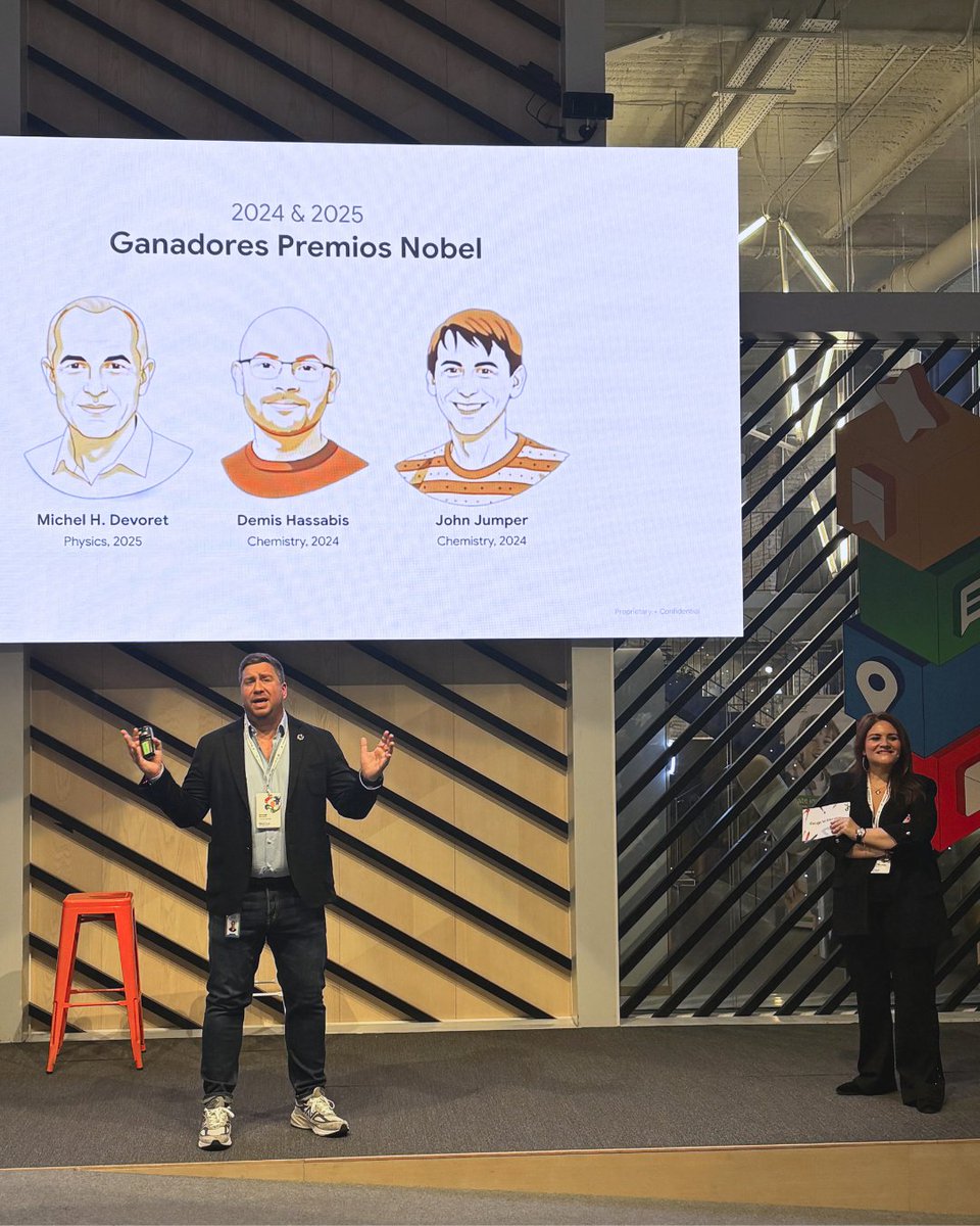 eccaedu's tweet photo. 💡 Educar en la era de la IA. Nuestro responsable de Diseño e Innovación Educativos, Adrián Caraballo, participó en la formación de @GoogleForEdu en Madrid. 

En #eccaedu, seguimos a la vanguardia.

#eccaedu #InteligenciaArtificial #InnovaciónEducativa https://t.co/HWJEiOGDrT