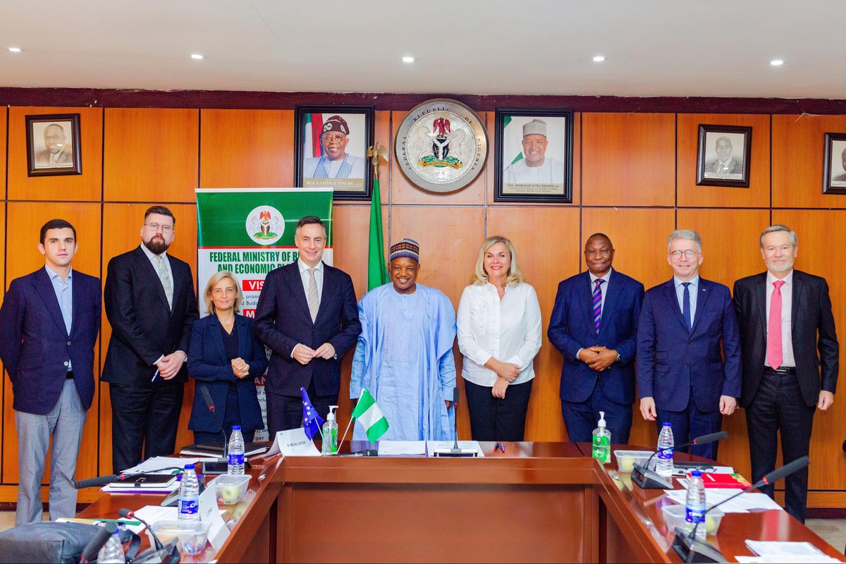 MargaretTitila5's tweet image. EU Parliament Backs Nigeria’s Economic Reforms, Pledges Support for Sustainable Development

The Honourable Minister of Budget and Economic Planning, Senator Abubakar Atiku Bagudu, on Monday, received a delegation of the European Parliamentary Committee on Foreign Affairs led by…