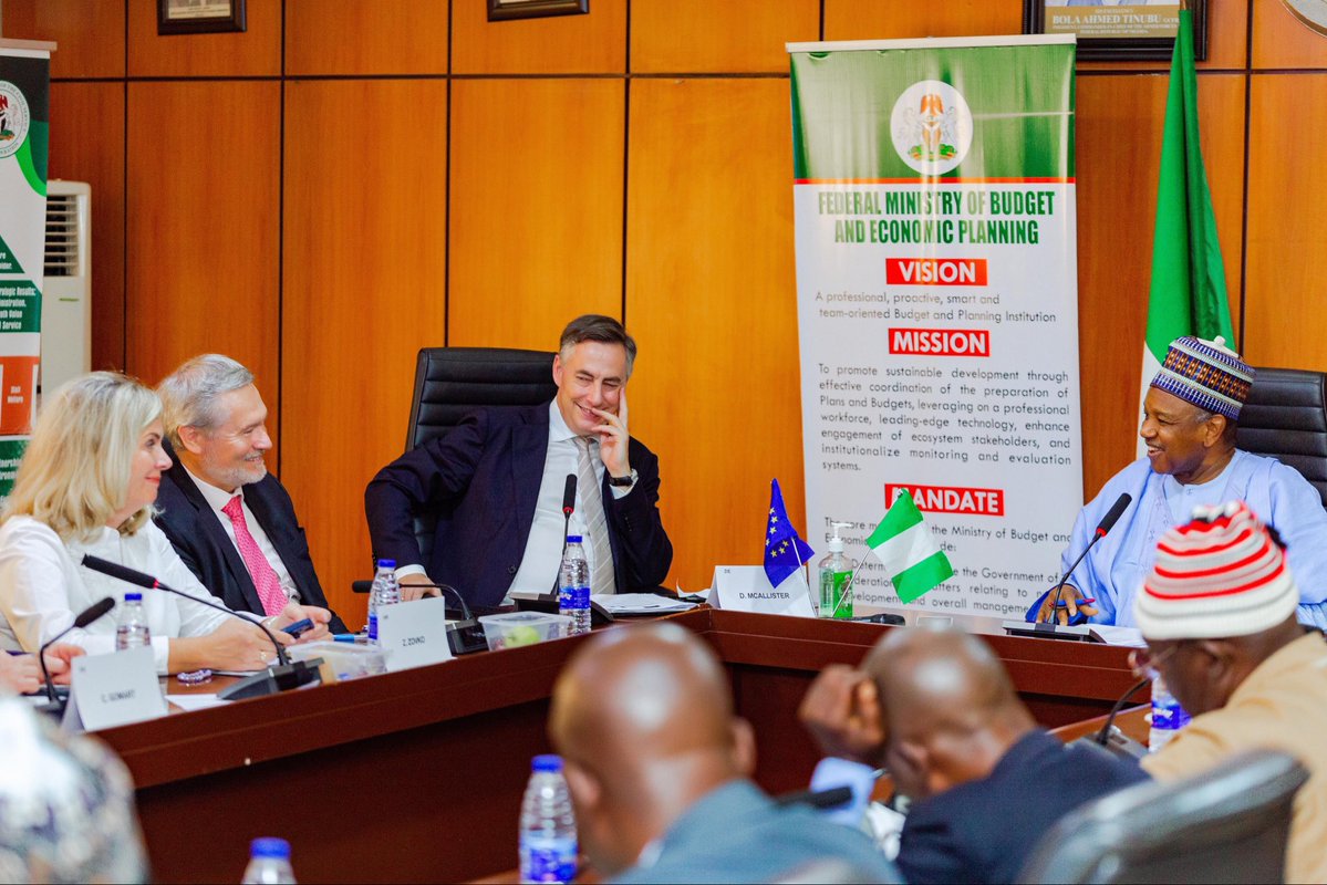MargaretTitila5's tweet image. EU Parliament Backs Nigeria’s Economic Reforms, Pledges Support for Sustainable Development

The Honourable Minister of Budget and Economic Planning, Senator Abubakar Atiku Bagudu, on Monday, received a delegation of the European Parliamentary Committee on Foreign Affairs led by…