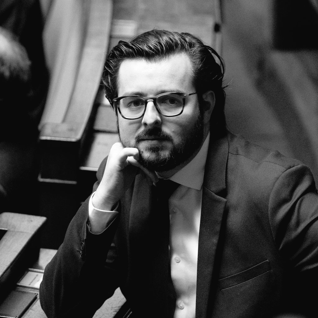 🔴⚡Le député socialiste <a href="/p_brun/">Philippe Brun</a> répond sèchement à Zucman | « On n'est pas dans un exercice universitaire mais dans un exercice parlementaire. On ne peut pas transformer une thèse universitaire en un amendement » a lancé le socialiste qui assume trahir ses engagements.