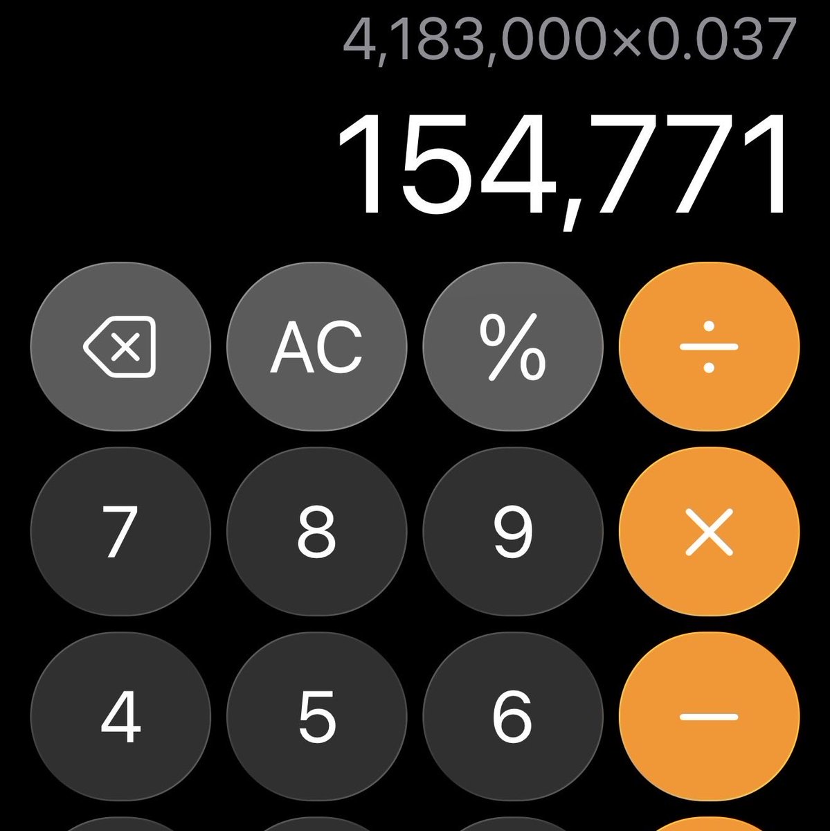 HolySmokas's tweet photo. My public account is $4,183,000 right now. If I sell it all right now and put it in high yield savings account I would make $154,000/year at 3.7%. Would you be tempted to do it? 

Keep in mind every 10% the portfolio goes up now is $410,000+ https://t.co/Uyr1MtZBF4