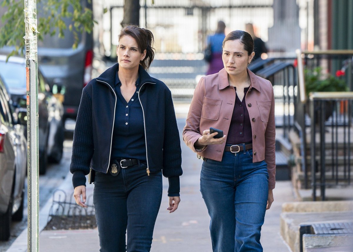 What2Vue's tweet image. FBI - NEW PHOTOS! 📸
S08E05 - Falsetto
See: what2vue.com/cbs/fbi/falset…
#FBICBS #CBS #Photos