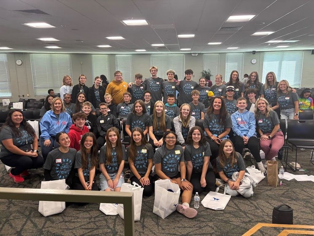 JessCoSchools's tweet image. Jessamine County students shined at the Sources of Strength Peer Leader Summit—and even presented about their Community Color Run! 

They’re spreading hope, help, and strength across Kentucky and we are so proud of them! 💛 
#JessamineLeaders #SourcesOfStrength