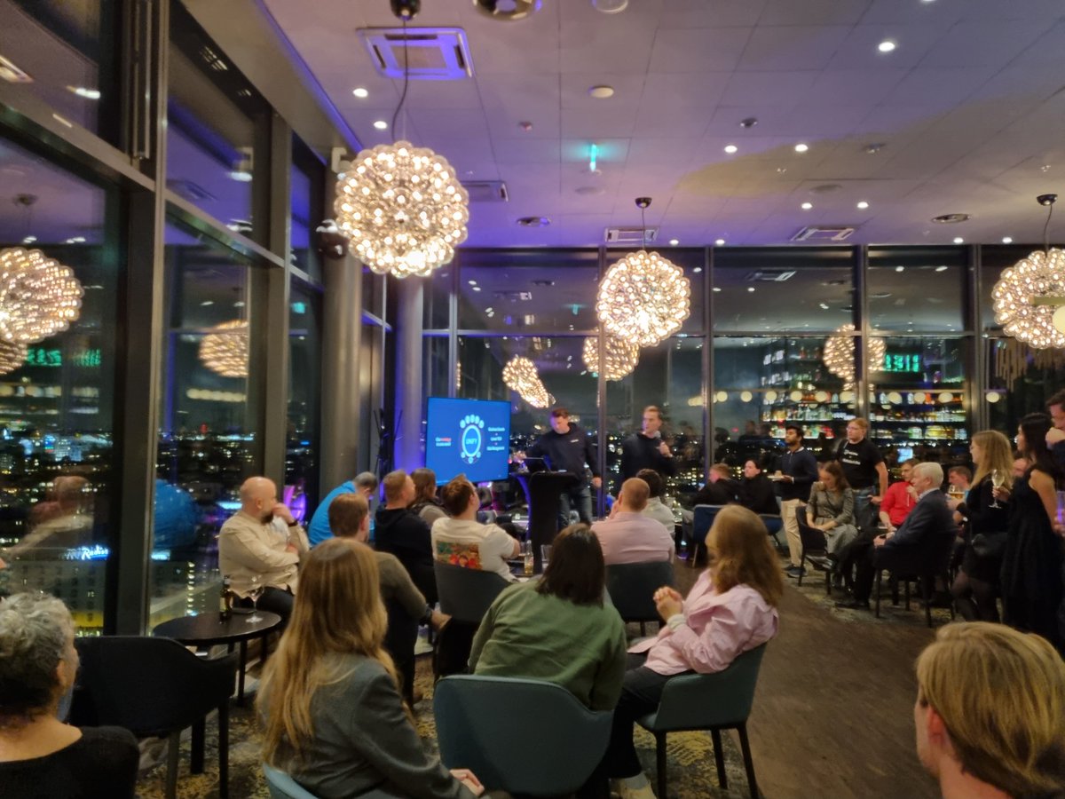 smartdatahub's tweet image. Magic night at the #HelsinkiDataweek opening #DataAfterDark by @databricks ✨
Amazing views from Clarion Skyroom and great discussions with Finland’s #Data &amp;amp; #AI community on bridging analytical and online data.