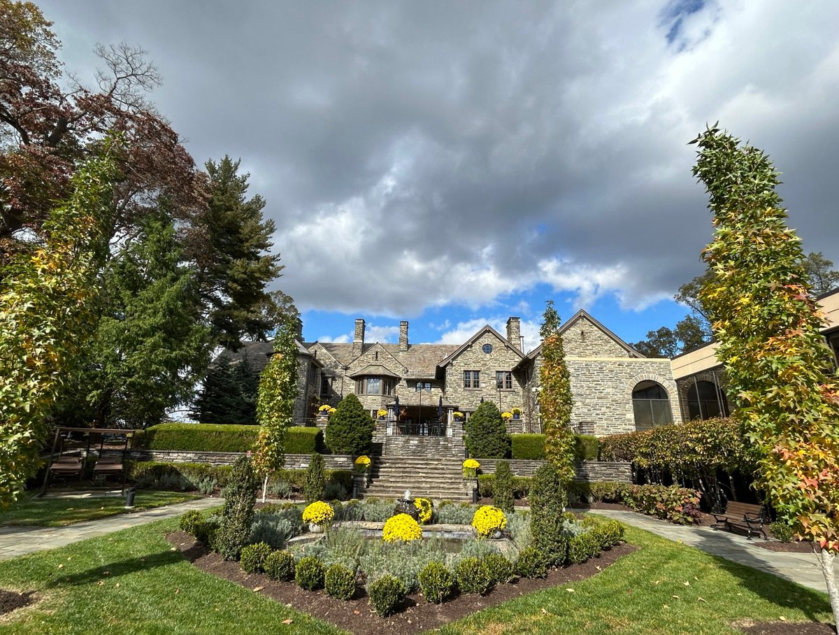 seanmhannan's tweet image. I very much enjoyed the 50th International PMR (Patristic/Medieval/Renaissance) Conference at @VillanovaU this past weekend. Stellar plenaries from Sarah Coakley &amp;amp; Niklaus Largier and just really thought-provoking papers all around. Nice setting, too:
www1.villanova.edu/university/lib…