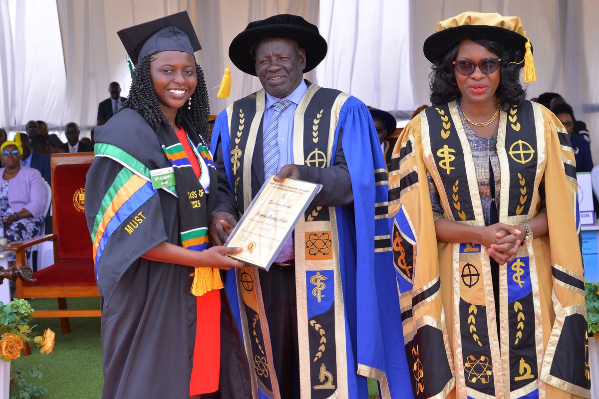 First Class graduates from the Faculty of Computing and Informatics received Convocation Awards in recognition of their outstanding academic performance and technological innovation at the #32ndMUSTGrad.
These were;
Patel Riddhi Mayuresh
Adriko Patricia Lawuri
Atuheire Peter