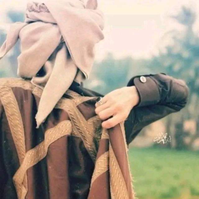 يظهر الناس وجوههم الحقيقية في حالتين

#أولا:  عندما يعلمون أنهم حققوا رغباتهم بالكامل
#ثانيا: عندما يعلمون أنهم لن يحققوا رغباتهم أبدًا