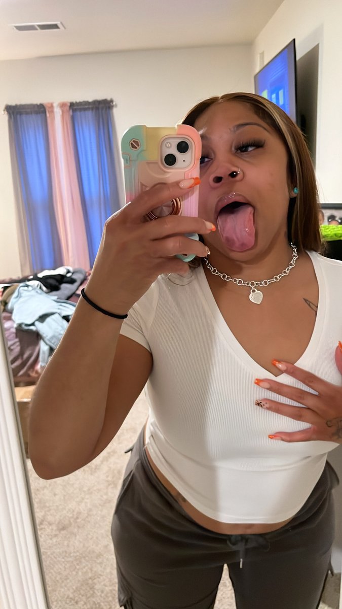 ✨ Kiko the FreakHoe ✨ tweet media
