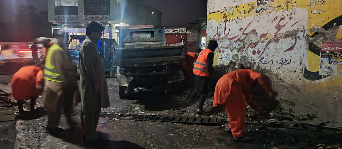 DC_Swat's tweet photo. @CheadyK @CSKPOfficial On receiving a complaint, Despite Gogdara being outside WSSC Swat’s jurisdiction &amp; the complaint arriving after hours, our team swiftly responded. Cleanup was completed by 10 PM with 9 trips of debris removed using tractor shovel &amp; dumpers. #WSSCSwat #PublicService #CSKPOfficial https://t.co/muM7Mnm8va