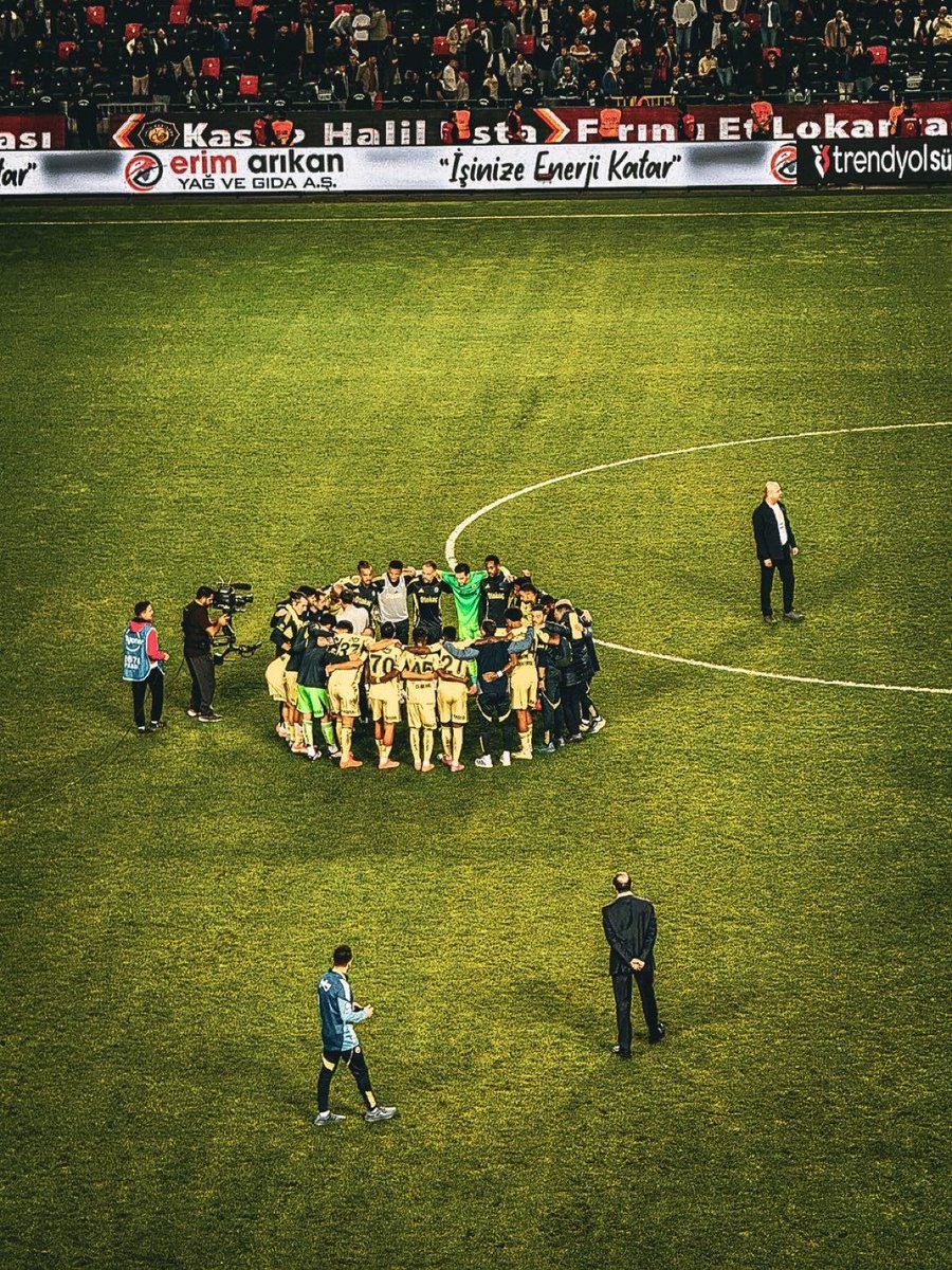 KENETLEN, BAŞKA FENERBAHÇE YOK! #KenetlendikGeliyoruz