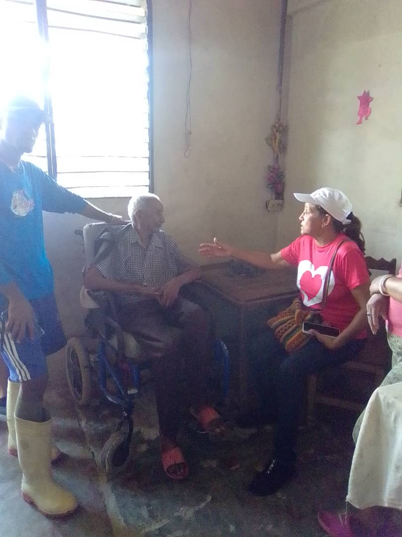 DGECtreStgo's tweet image. El pueblo Contramaestrense se prepara ante el paso del huracán Melisa protegiendo las vidas humanas que son eslabón fundamental de la Revolución. #UnidosPodemosTodos #Contramaestre #dpestgo #CubaMined #CubaEstáFirme