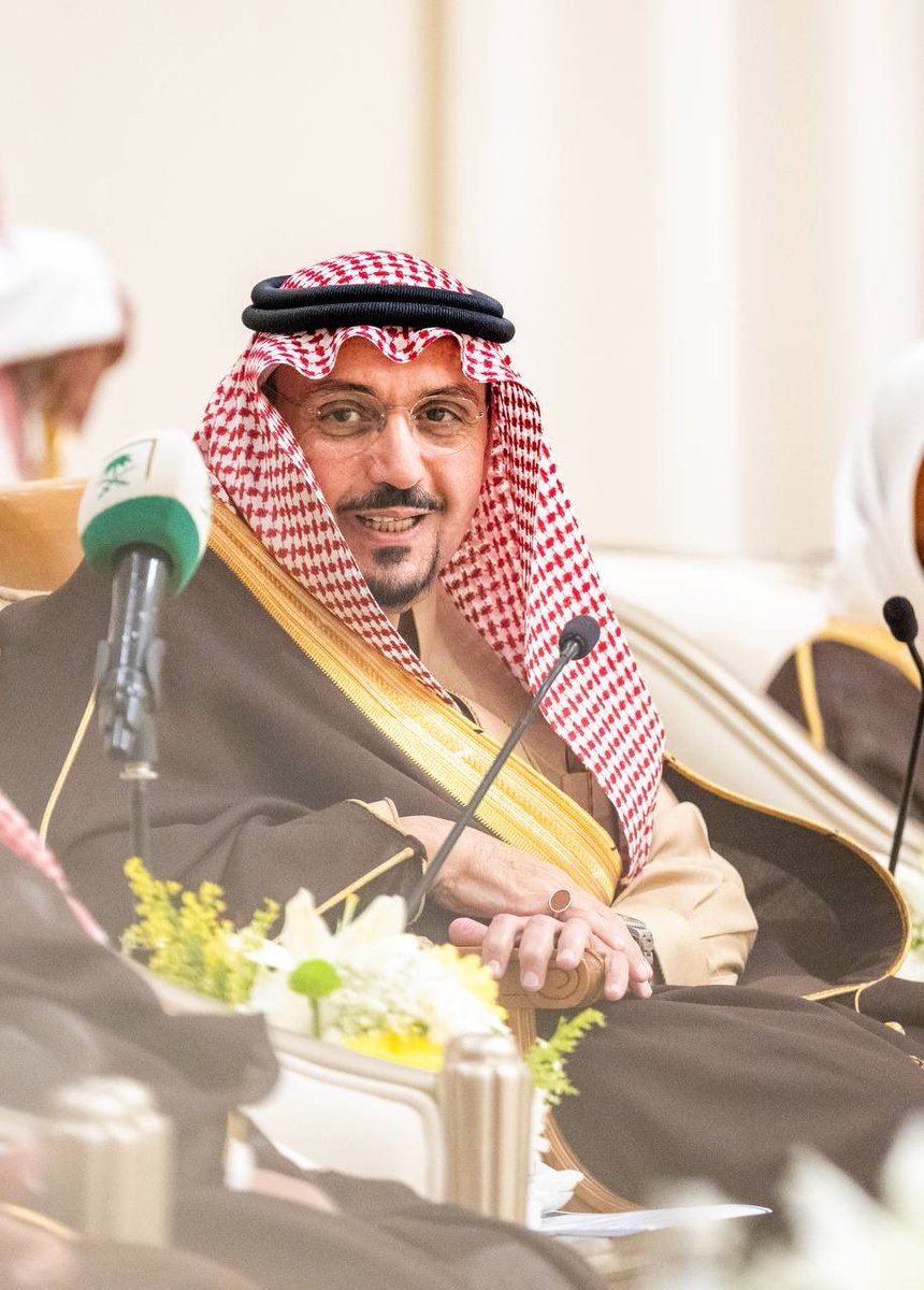 اطلع سموه على المشروعات التنموية الجاري تنفيذها في المحافظة، والتي تشمل المشروعات البلدية، والطاقة الشمسية، والبيئية، بالإضافة إلى الجهود المبذولة لتحقيق مستهدفات مبادرة “التوازن التنموي”..

سمو #أمير_منطقة_القصيم :ما تشهده محافظة الشماسية من تطور ملحوظ في مختلف المجالات، ومن