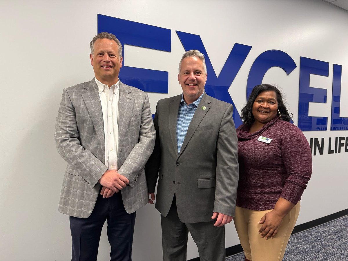 Goodwill Northern IL tweet media