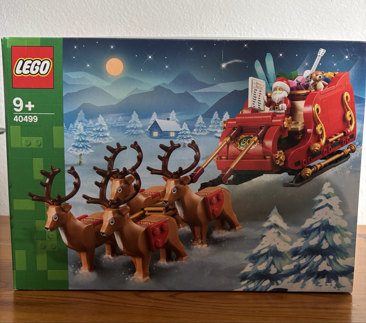 🎄RAFFL NADOLIG ER BUDD HOSBIS SANT CYNDEYRN🎄
🎄CHRISTMAS RAFFLE IN AID OF ST KENTIGERN HOSPICE🎄

Gellir prynu tocynnau raffl am £1 yr un  o’n swyddfa neu ar-lein:
Raffle tickets can be purchased for £1 each from our office or online:

justgiving.com/page/hillandro…