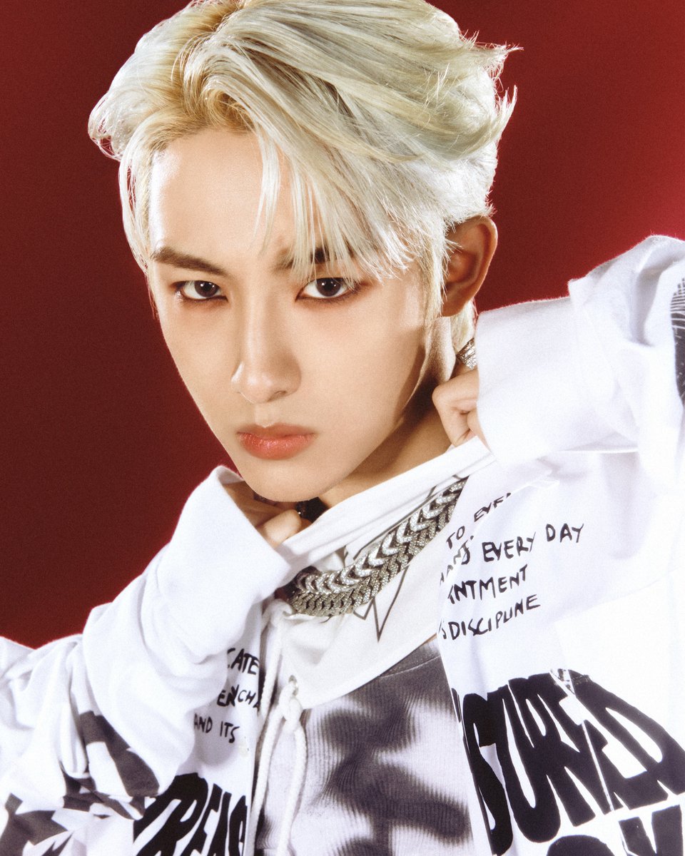 kchartsmaster's tweet image. Happy 28th birthday to WINWIN of NCT/WayV!