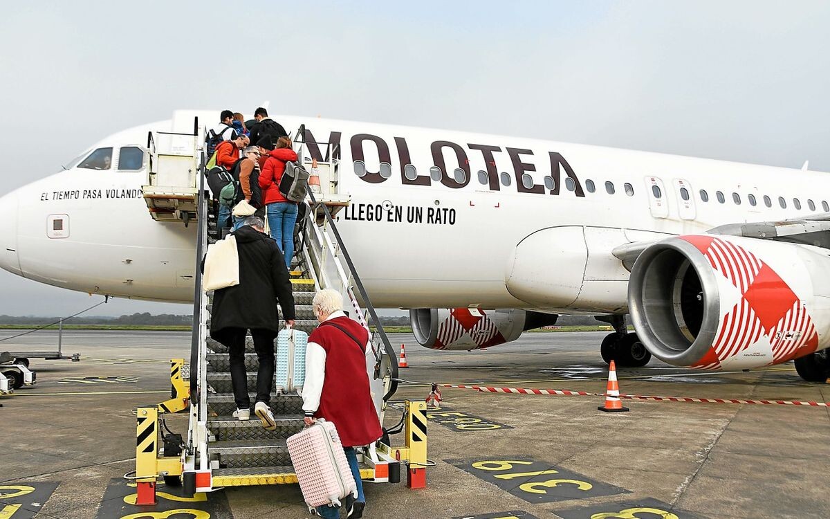 LeTelegramme's tweet photo. La compagnie espagnole à bas coût Volotea supprime 188 vols au départ et à l’arrivée de l’aéroport Brest-Bretagne, de novembre à mars, concernant six destinations.
➡️ https://t.co/qI24fwG7jB https://t.co/0oNnqV6H4g