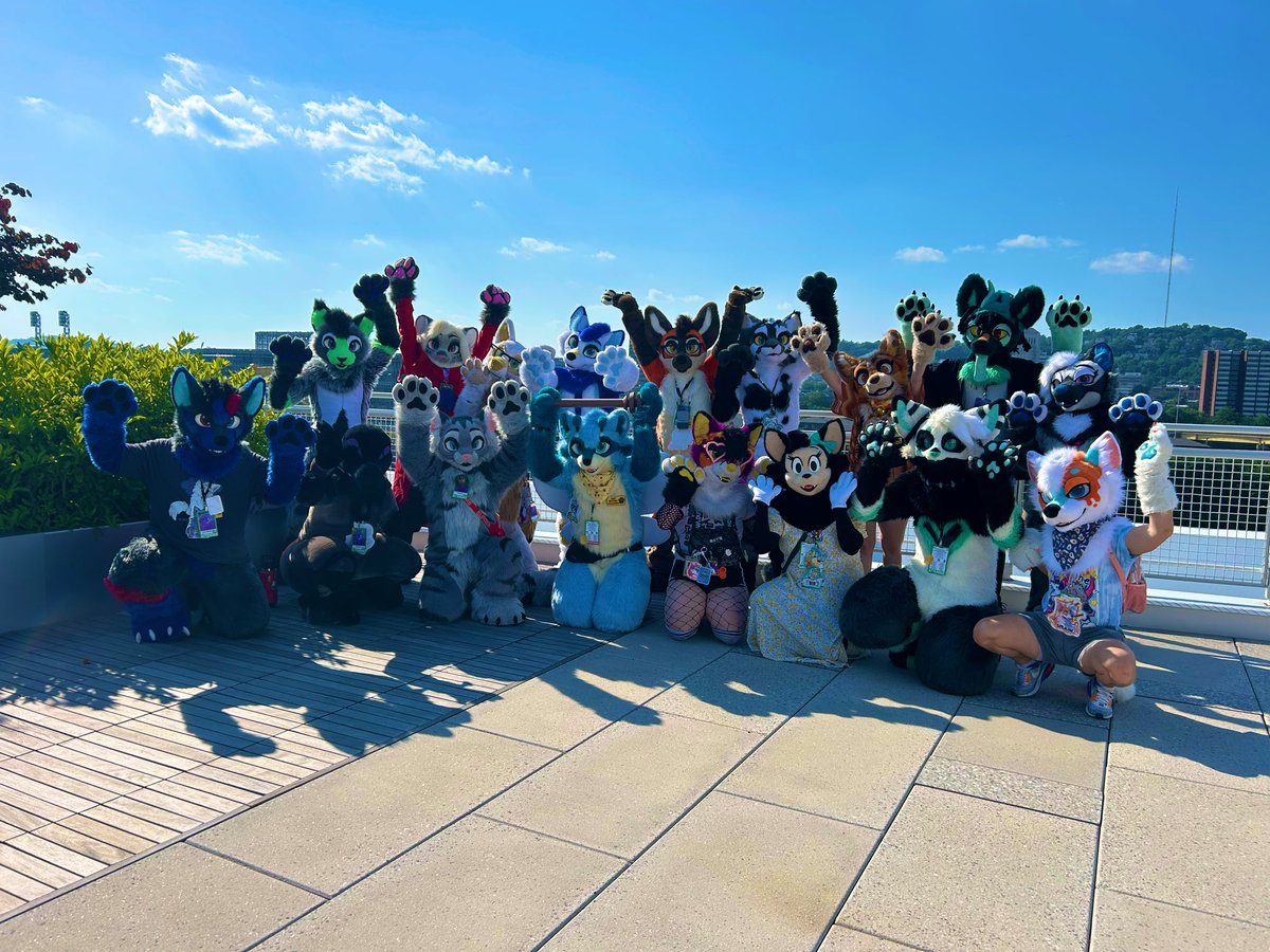 Feeling super sappy rn I love all my fursuit kids I’m- 😭