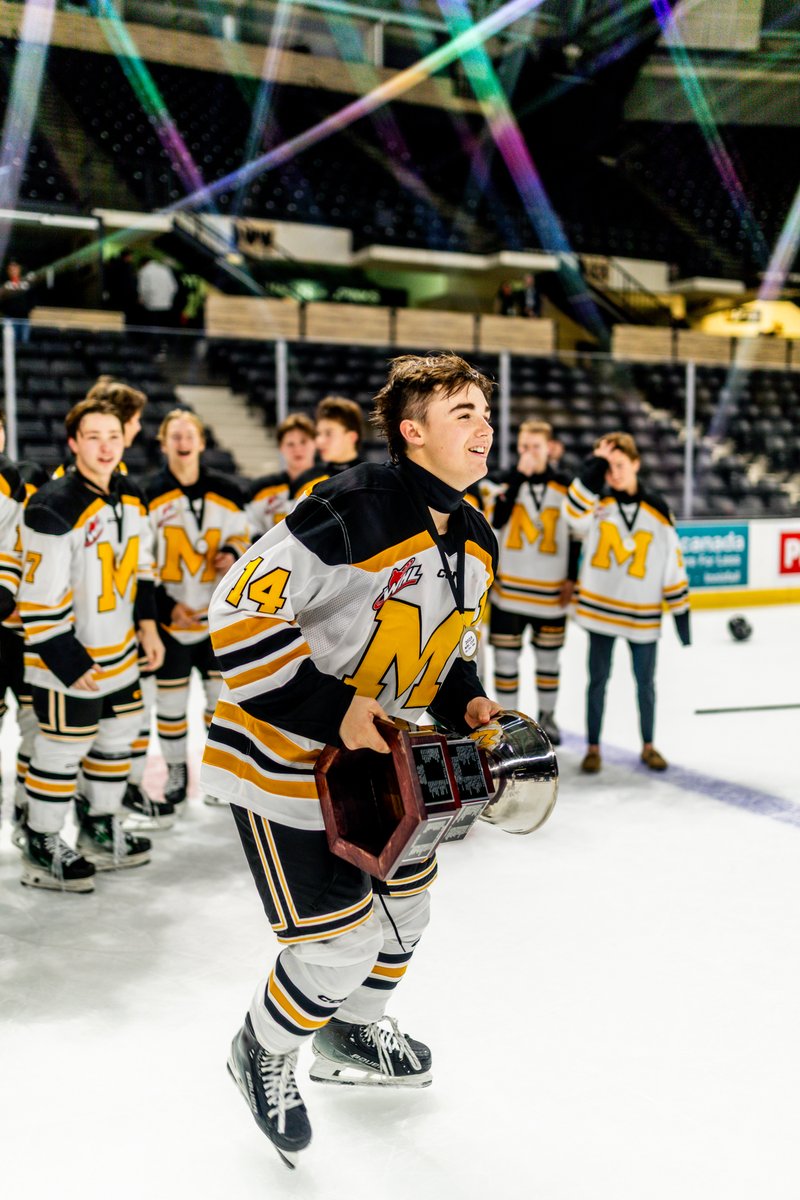 WHLsilvertips's tweet photo. Congratulations to prospects Reid Nicol and Owen Murray on winning gold with Team Manitoba at the 2025 #WHLCup!
Nicol was named a tournament All-Star, logging 8 points in 5 games, while Murray netted the game-winning goal of the Gold medal game against BC.
#GreenMeansGO https://t.co/NQvy9A592c