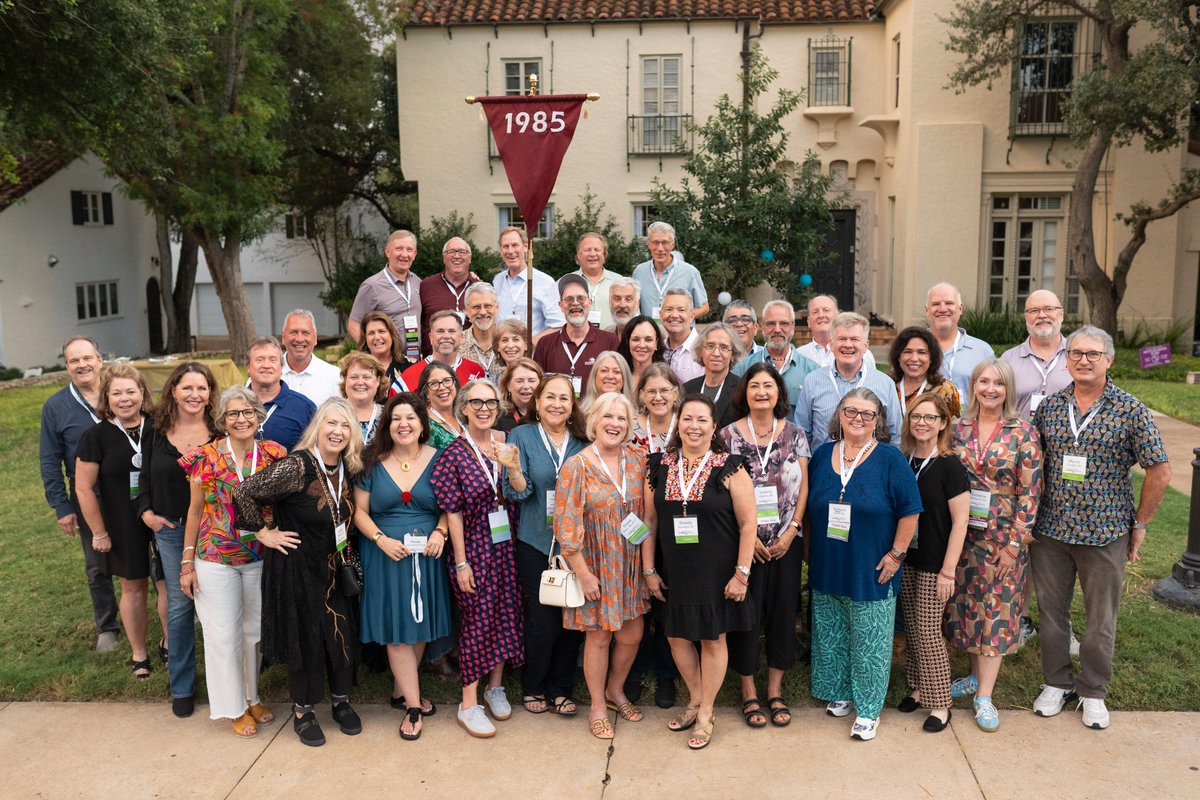 TrinityUAlumni's tweet image. That&apos;s a wrap on #TUAlumniWeekend! From reconnecting with classmates to celebrating #TigerPride, campus was fully alive with joyful laughter, treasured memories, and lifelong friendships that have only grown stronger.

Thank you to everyone who came home to Trinity and made this…