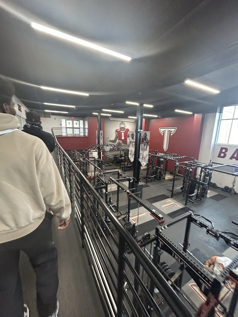 Had a great time <a href="/TroyTrojansFB/">Troy Trojans Football 8x⚔️</a> on Saturday. Got to have some great conversations and meet some great people and look forward to coming back again! <a href="/CoachJLStanford/">Jeremy Stanford</a> <a href="/keithetheredge1/">keith etheredge</a> <a href="/AHSALFBRECRUIT/">Auburn High School Football Recruiting</a> <a href="/auburnO_Line/">Auburn High (7a) Offensive Line</a> <a href="/AL7AFootball/">Alabama7AFootball</a> <a href="/ReginaldLSmith/">Reginald Smith</a>