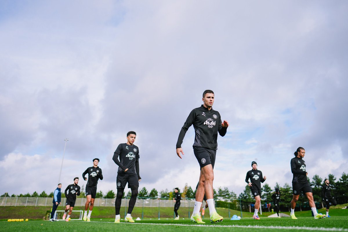 Good to hear everybody is back in training, great news for the busy next few months. 

Just need to fix the Savio issue, &amp; then find spots for Marmoush and Cherki, as they both will need/want more mins than they are getting, but they aren’t wingers

Competition for places good.