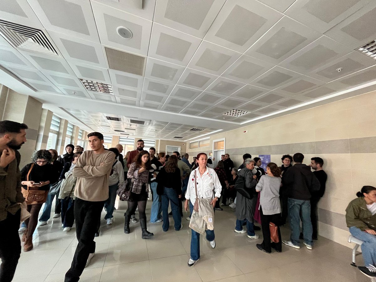 Bugün 30 Ekim 2024 tarihinde şüpheli bir şekilde evinin balkonundan düşerek hayatını kaybeden Tuğba Yavaş'ın duruşmasına katıldık.

 Balkondan düştü yalanlarına karşı #BizVarız!

<a href="/Tipli_Kadinlar/">TİP'li Kadınlar</a>