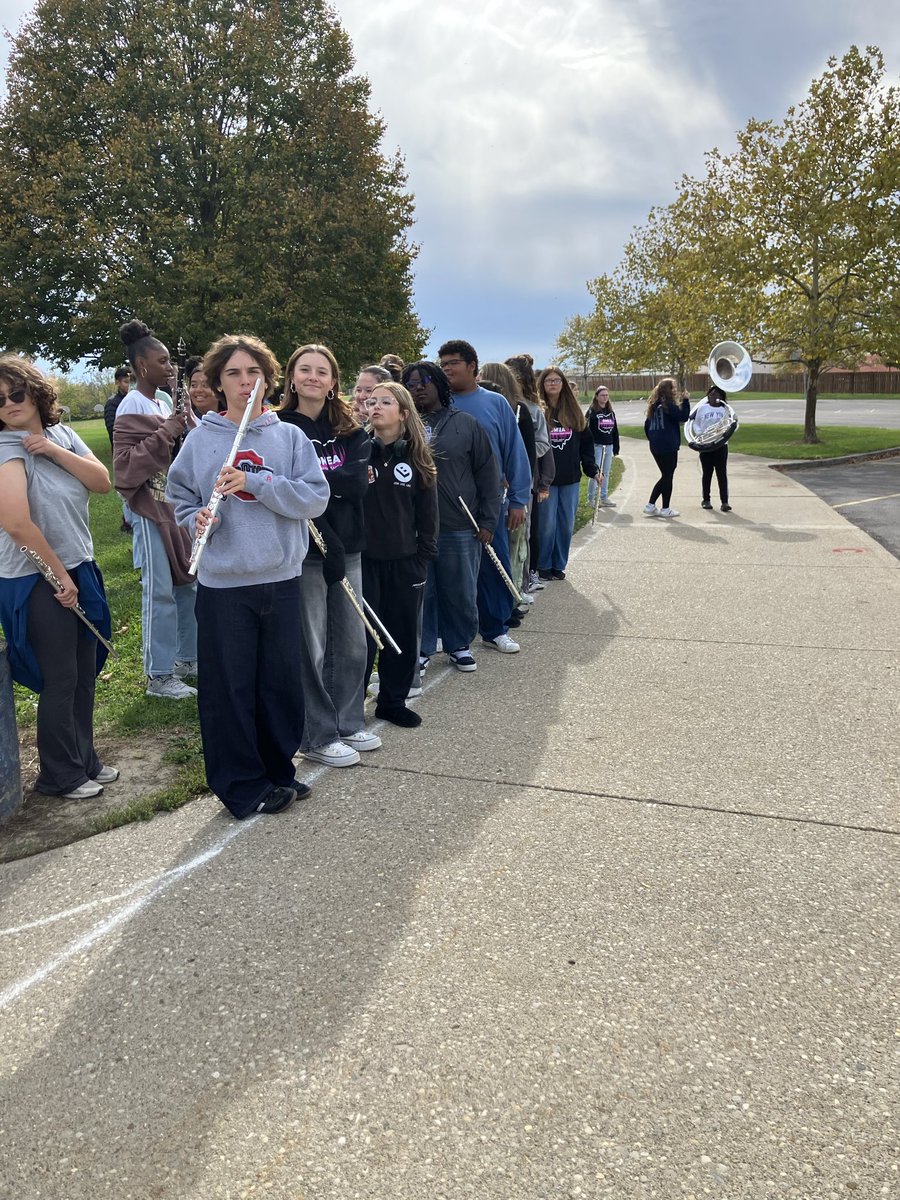 fcsdeast's tweet photo. Thank you FHS Marching Band  and directors for the fun dismissal! 
AND…..Congrats on your OMEA Ratings! https://t.co/R9MCxieumz