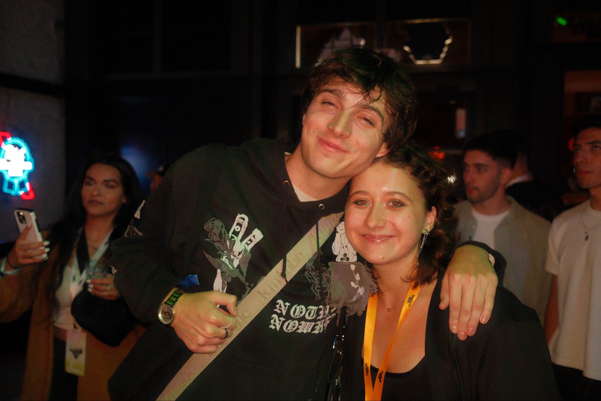 hashtag outsiders smp or something :p #outsiderstwt