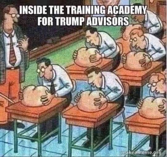 <a href="/atrupar/">Aaron Rupar</a> 🤡