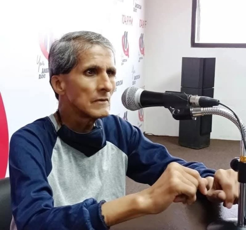 enindefension's tweet photo. URGENTE: Julio Quinde Campos "el Reportero Flecha", un compañero periodista con una trayectoria de más de medio siglo, fue reconocido por la Universidad Corporativa Euroamericana (IUCEA) con un Doctorado Honoris Causa.
Julio, enhorabuena me congratulo con la distinción. https://t.co/CDGBkU1JJp