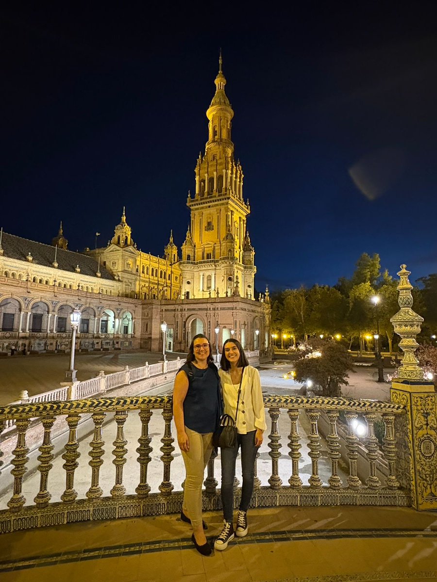 Age_ABC's tweet photo. Nuestras compañeras Celia Álvarez y Patricia Lorenzo presentaron dos comunicaciones orales en el IX Simposio #EXERNET celebrado en Sevilla estos días 24 y 25 de octubre 📌
Todo un orgullo 👏 
#research #science #PhysicalActivity #health https://t.co/IyI208ykbJ