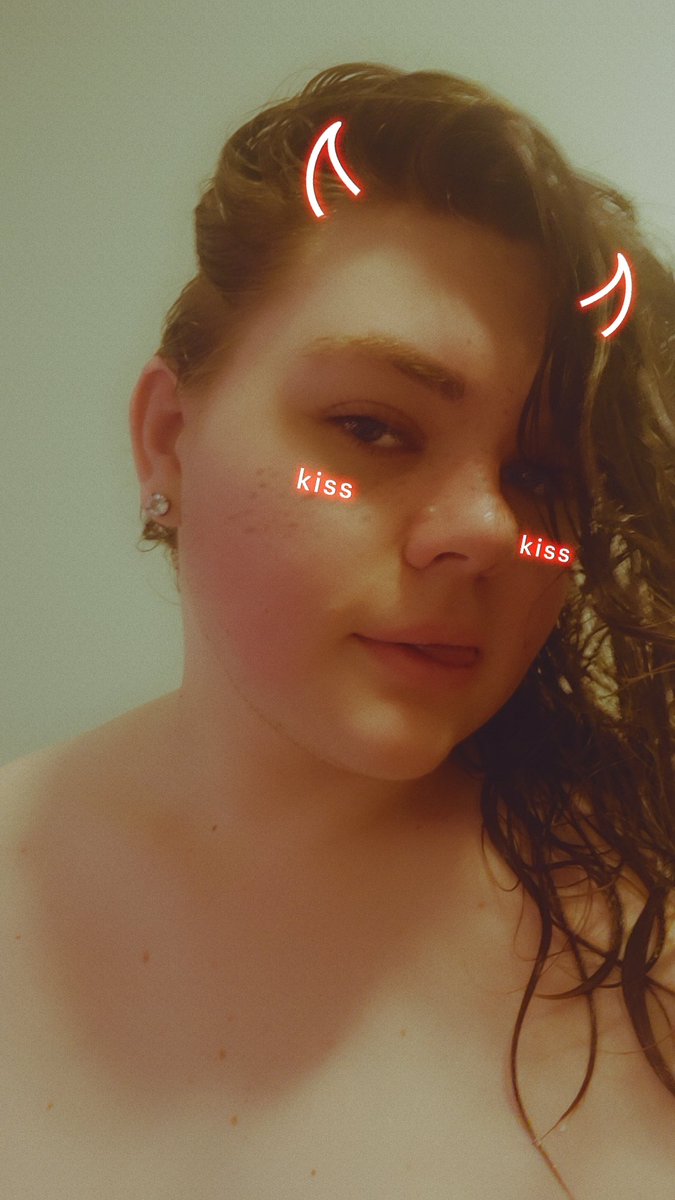AshLockeheart's tweet photo. Felt cute, so I suppose I should share.🩵💜🩵💜🖤🩷🩷 https://t.co/uHJzxuGU2k