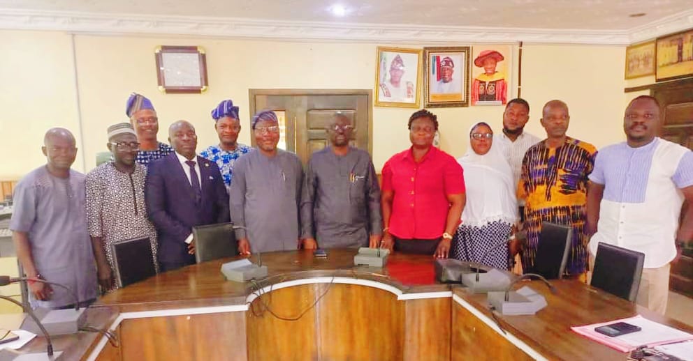 Management Inaugurates Staff Audit Committee, Appoints Dr. Oketokun as Chairman

The Management of Moshood Abiola Polytechnic, Abeokuta, has inaugurated a nine-member Ad-hoc Committee on Staff Audit, chaired by Dr. Olalekan Oketokun...

mapoly.edu.ng/management-ina…