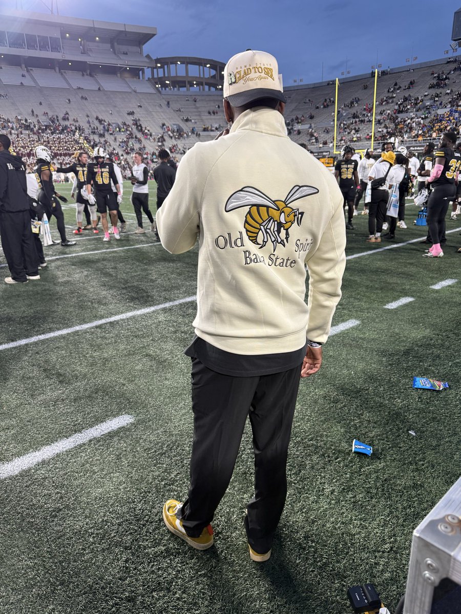 I been so busy going viral didn’t even real yall on my app arguing