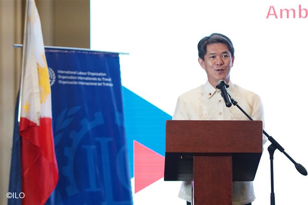 AmbJPNinPH's tweet image. Glad to attend the @ILOManila National Industry Dialogue on Responsible and Sustainable Aquaculture Supply Chains. 🌊🐟 As a #TrustedPartner, 🇯🇵 is proud to collaborate with the ILO to promote decent work and further strengthen the sustainability of the 🇵🇭’s blue economy. 📈